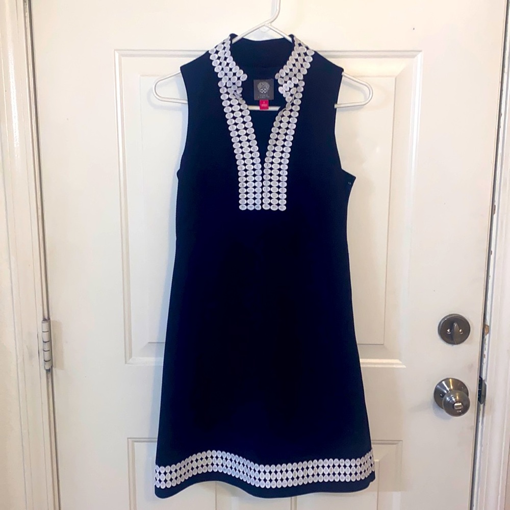 Vince Camuto size 2 dress, navy blue with white detail, never worn